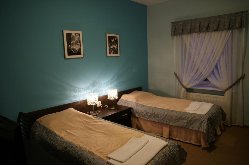 Hotel Chrobry Łęczyca Zimmer foto